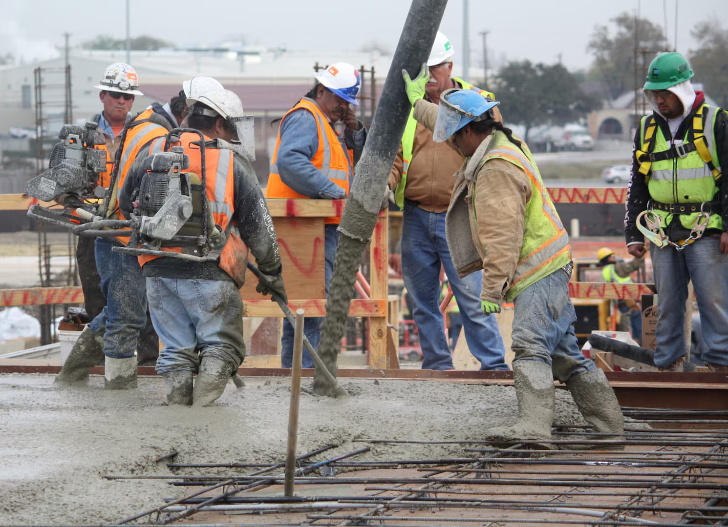 Night pour for 3-level parking structure in Lewisville