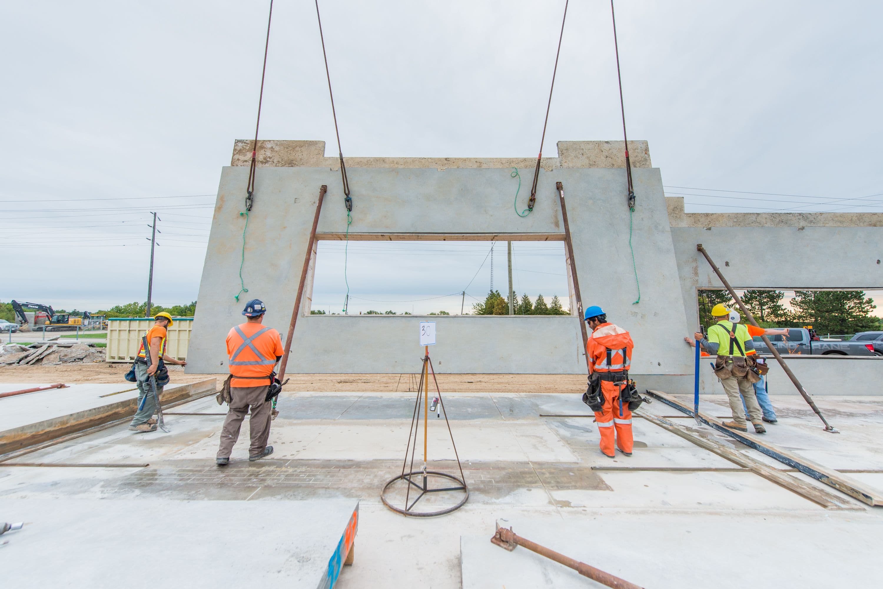 Panel lift staging – 42,000 sq. ft. distribution hub