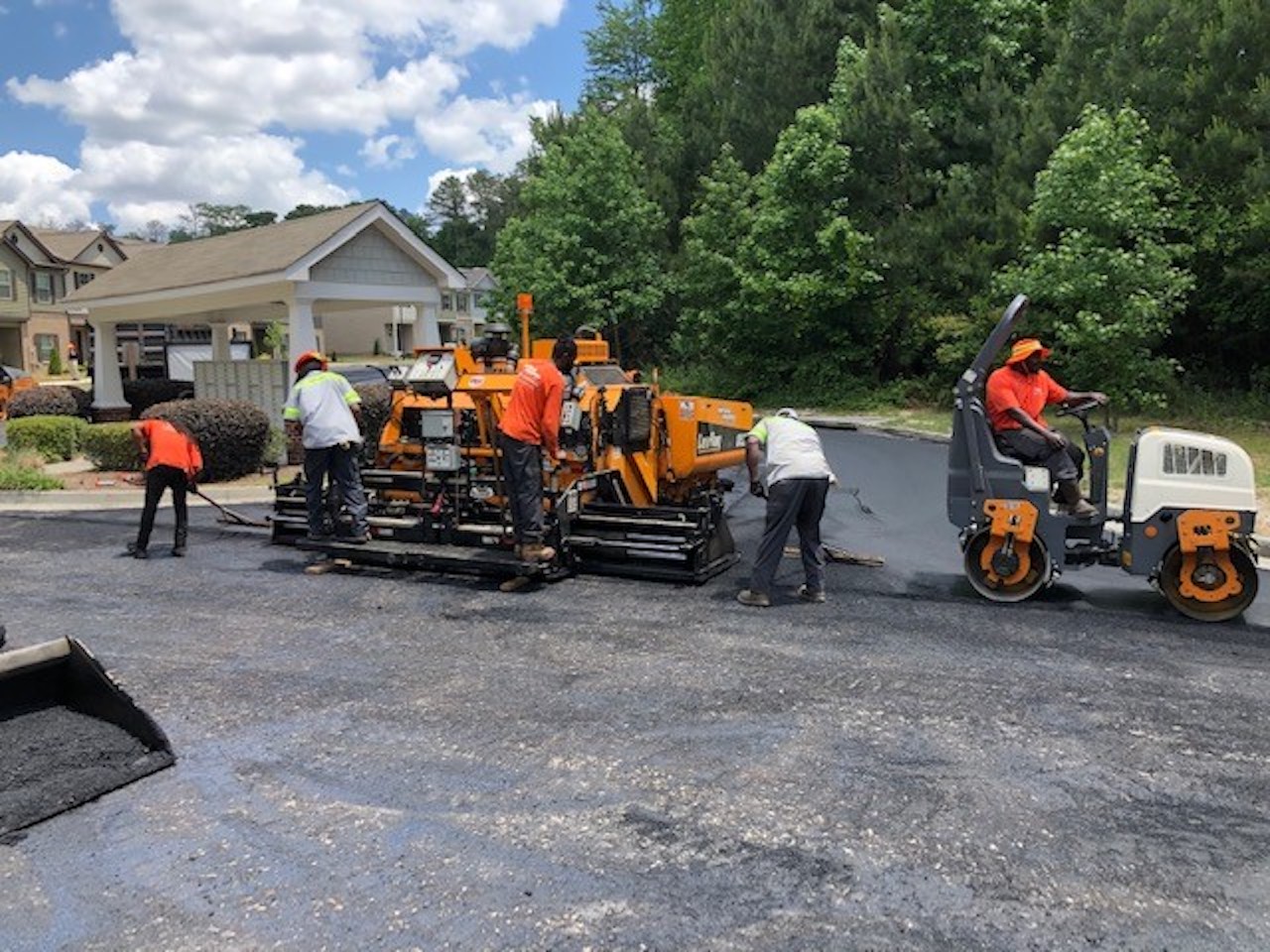 Commercial Parking Lot Paving - Commercial concrete construction in Carrollton, Texas