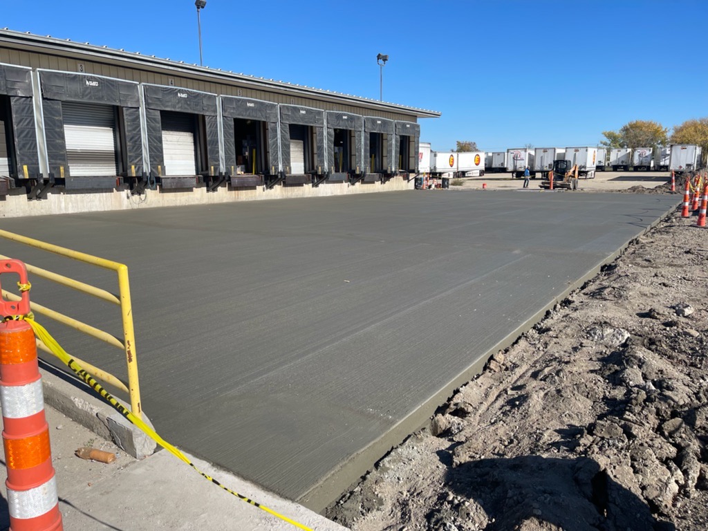 Distribution Center Construction - Commercial concrete construction in Carrollton, Texas