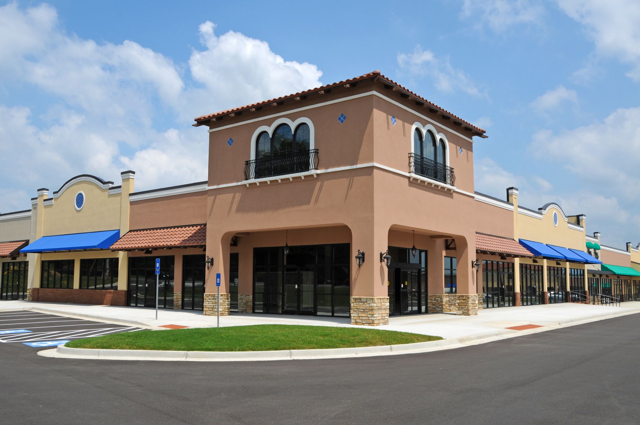 Retail Store Construction - Commercial concrete construction in Carrollton, Texas